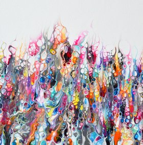 Farbenfroh und immer wieder anders: So präsentieren sich die kreativen Acryl-Werke der Künstlerin Corinna Hoffmann, die derzeit im Stadtplanungsamt zu sehen sind. Foto: Corinna Hoffmann