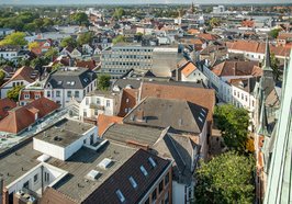 Blick über Oldenburg aus der Lamberti-Kirche. Foto: Mittwollen und Gradetchliev