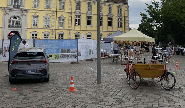 Mobilitätsangebote für den Aktionstag auf dem Schlossplatz. Foto: Stadt Oldenburg