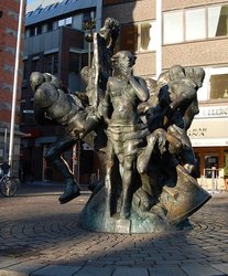 Die Skulptur „Gegenwart“ von Bernd Altenstein. Foto: Stadt Oldenburg