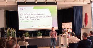 Auftakt der Veranstaltung zu DeinJobFuchs am 30. September 2026 in der BBS Wechloy