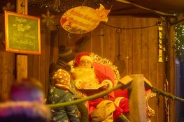 Der Weihnachtsmann auf dem Lamberti-Markt. Foto: Sascha Stüber Der Weihnachtsmann auf dem Lamberti-Markt. Foto: Sascha Stüber