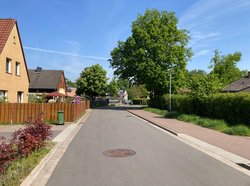 Die Straße Hartenkamp nach dem Ausbau