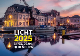 Oldenburger Hafen in Abenddämmerung und Hinweis auf die LICHT-Konferenz 2025. Foto: LiTG