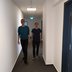 Vorschau: Holger Denckmann und Philipp Schlüchtermann gehen durch das neue Gebäude in der Baumgartenstraße. Foto: Stadt Oldenburg