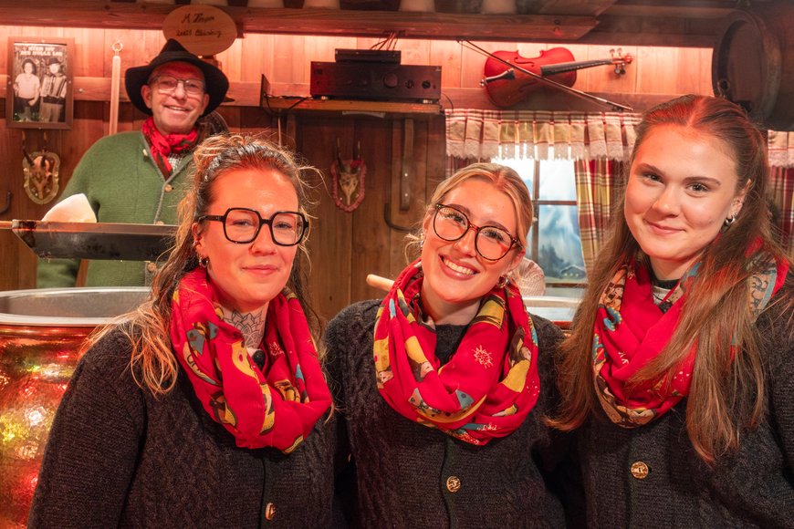 Sascha Stüber Feuerzangenbowle auf dem Lamberti-Markt 2025. Foto: Sascha Stüber