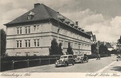 Das damalige 'Adolf-Hitler-Haus' in der Ratsherr-Schulze-Straße, um 1935. Foto: Stadtmuseum