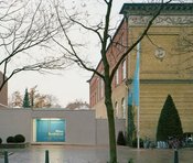 Eingangsbereich und Gebäude des Oldenburger Kunstvereins. Foto: Oldenburger Kunstverein