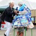 Vorschau: „Tusnelda von Schnakenhausen" alias Angelika Speigl (rechts) mit einer Teilnehmerin des „blue OL"-Kulturfestivals. Foto: Stadt Oldenburg