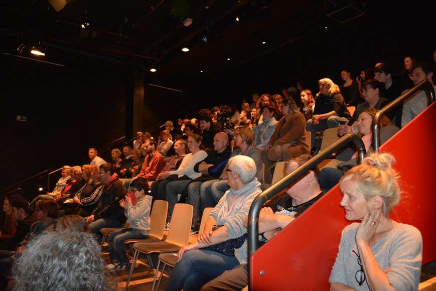 Publikum im theater hof/19. Foto: Stadt Oldenburg