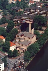 Luftbild des Staatsarchivs von 1996. Foto: Stadtarchiv