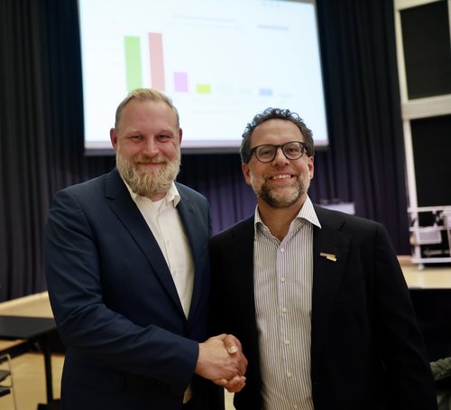 Treten bei der OB-Stichwahl am Sonntag, 27. September 2026, gegeneinander an (von links): Ulf Prange (SPD) und Jascha Rohr (Bündnis 90/Die Grünen, unterstützt durch CDU). Foto: Sascha Stüber Treten bei der OB-Stichwahl am Sonntag, 27. September 2026, gegeneinander an (von links): Ulf Prange (SPD) und Jascha Rohr (Bündnis 90/Die Grünen, unterstützt durch CDU). Foto: Sascha Stüber