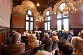 Empfang zur Installation weiterer Erinnerungszeichen im Alten Rathaus. Foto: Sascha Stüber