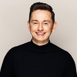 Sebastian Seger stellt einen zirkulären Büroraum vor. Foto: Ulf Duda