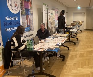 Bild von Ausstellenden des Fachtag Im Viertel verankert. Foto: Stadt Oldenburg