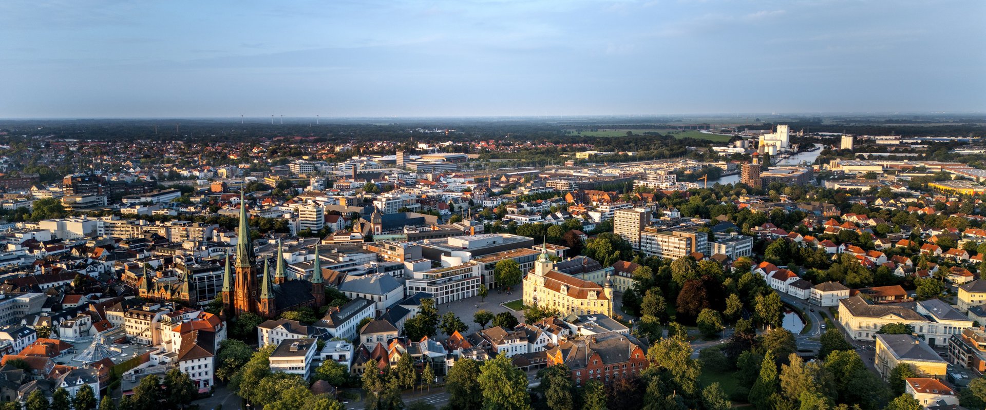Die Innenstadt von Oldenburg von oben. Foto: OTM und Izabela Mittwollen