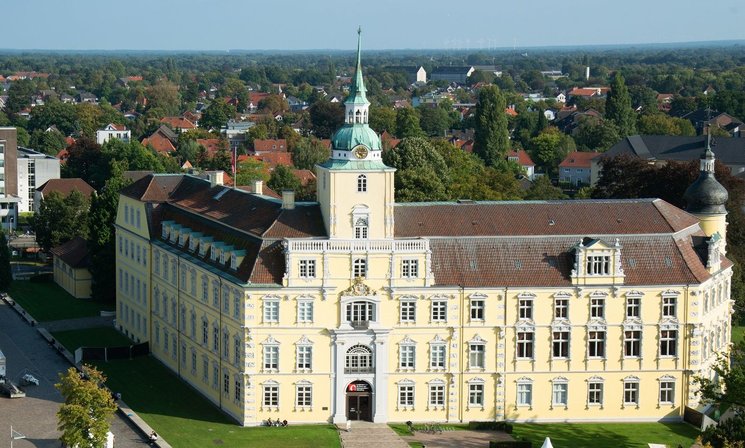 Oldenburger Schloss von oben. Foto: Mittwollen und Gradetchliev