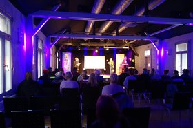 Begrüßung beim Speed-Dating Kita & Kultur. Foto: Stadt Oldenburg.