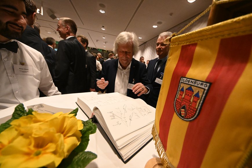 Torsten von Reeken Eindrücke vom 66. Ollborger Gröönkohl-Äten in Berlin 2025. Foto: Torsten von Reeken