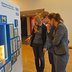 Vorschau: Besucher in einer Ausstellung. Foto: Stadtmuseum