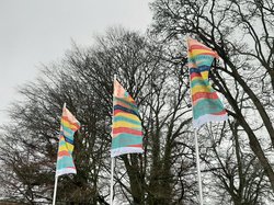 Flaggen des Vereins 321-2021: 1700 Jahre jüdisches Leben in Deutschland e.V. Foto Stadt Oldenburg