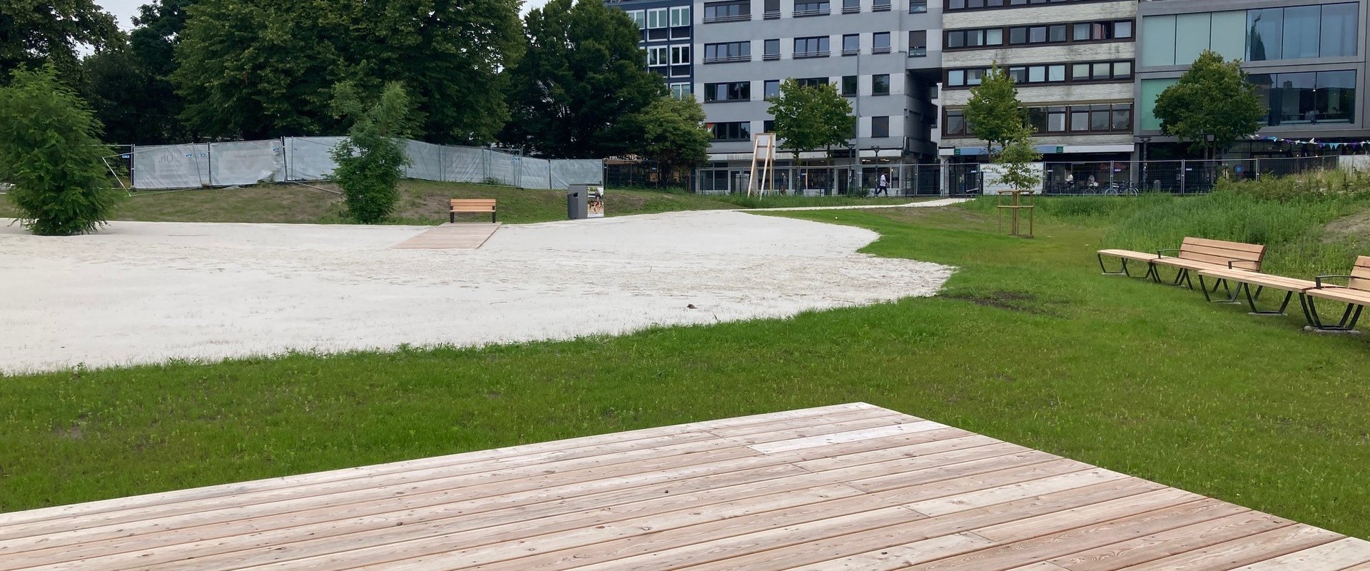 Der Heiligengeistpark in der Innenstadt bietet eine große und vielseitige Fläche für verschiedene Veranstaltungen und Aktivitäten. Foto: Sascha Stüber