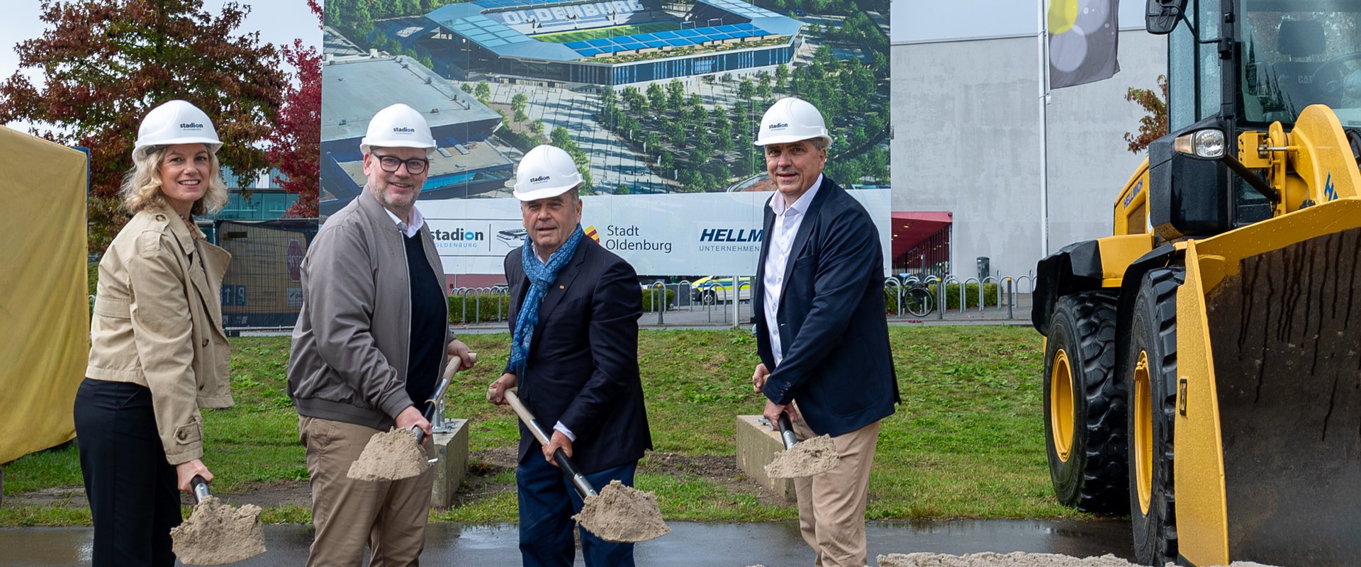 Freuen sich auf den Startschuss fürs Oldenburger Stadion (von links): Stadträtin Dr. Julia Figura, Stefan Orth, Walter Hellmich und Oldenburgs Oberbürgermeister Jürgen Krogmann. Foto: Sascha Stüber