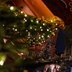 Vorschau: Der Lamberti-Markt 2022 mit Weihnachtsbaum am Alten Rathaus im Hintergrund. Foto: Sascha Stüber