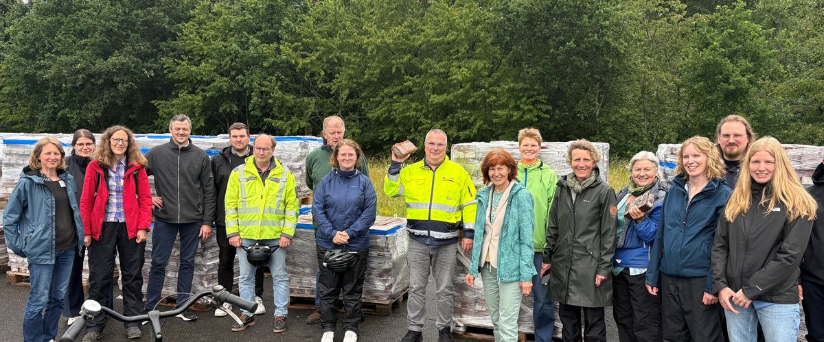 Bei der Fahrradtour auf dem Fliegerhorst beim Projektstart Reallabor Urban Mining. Foto: Stadt Oldenburg