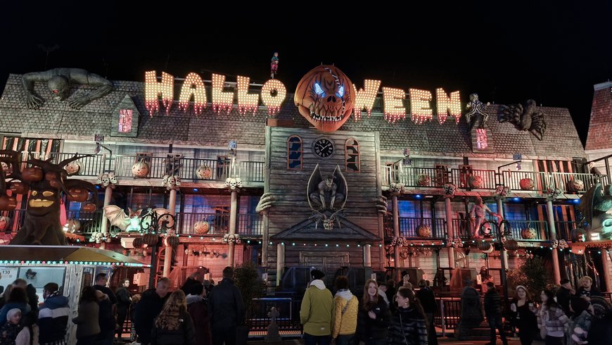 Die Geisterbahn „Halloween“ auf dem Kramermarkt 2025. Foto: Stadt Oldenburg
