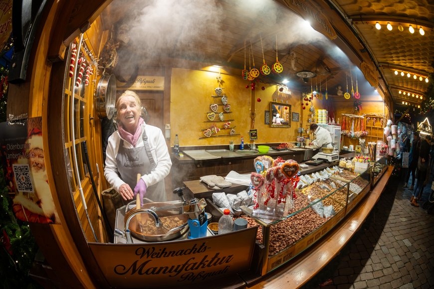 Sascha Stüber Die Weihnachtsmanufaktur auf dem Lamberti-Markt 2025. Foto: Sascha Stüber