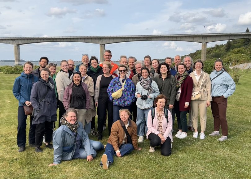 Die dänische Stadt Skive bot die Kulisse für das Partnertreffen im Bürgerbeteiligungsprojekt „Speak Up!“. Für die Stadt Oldenburg mit dabei waren Daniela Janßen und Katharina Meiners (stehend, 4. und 5. von links). Foto: Stadt Oldenburg