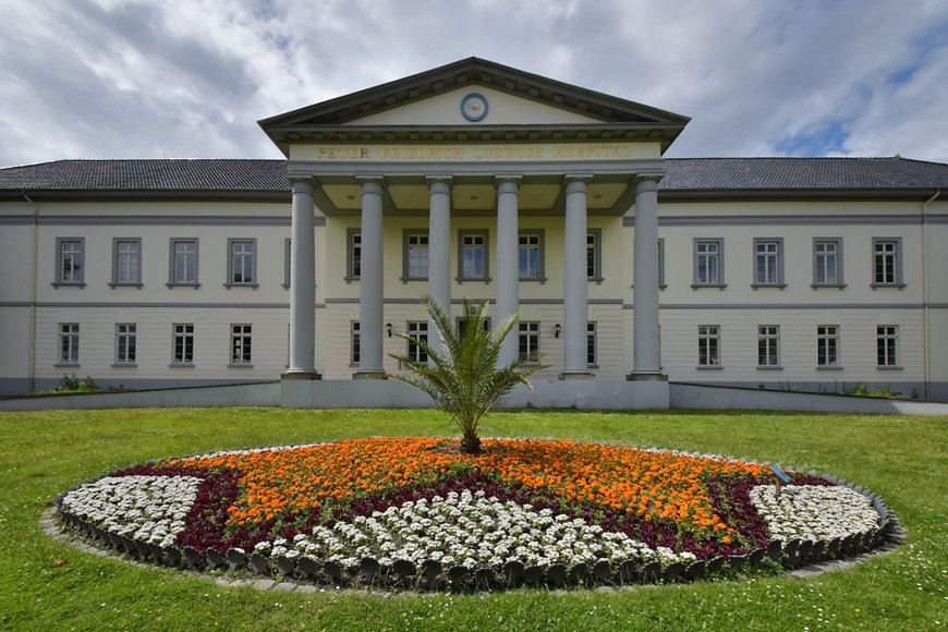 Kunstvoll gestaltete Blumenbeete in der Innenstadt von Oldenburg. Foto: Hans-Jürgen Zietz