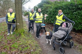 Einsatz für eine saubere Stadt: Bürgerinnen und Bürger sammelten Müll bei „Oldenburg räumt auf“. Foto: Sascha Stüber Einsatz für eine saubere Stadt: Bürgerinnen und Bürger sammelten Müll bei „Oldenburg räumt auf“. Foto: Sascha Stüber