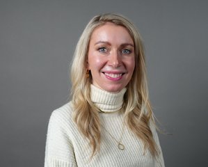 Karen Hanfeld ist die Koordinatorin fürs Rainbow Cities Netzwerk der Stadt Oldenburg. Foto: Stadt Oldenburg Karen Hanfeld ist die Koordinatorin fürs Rainbow Cities Netzwerk der Stadt Oldenburg. Foto: Stadt Oldenburg