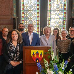 Im Juni empfing Bürgermeisterin Petra Averbeck (Mitte) eine Delegation aus Mateh Asher im Rathaus. Foto: Sascha Stüber  