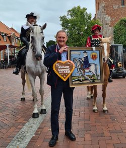 Bild vom Werberitt zum Oldenburger Kramermarkt am 22. August 2025 in Westerstede. Foto: Stadt Oldenburg