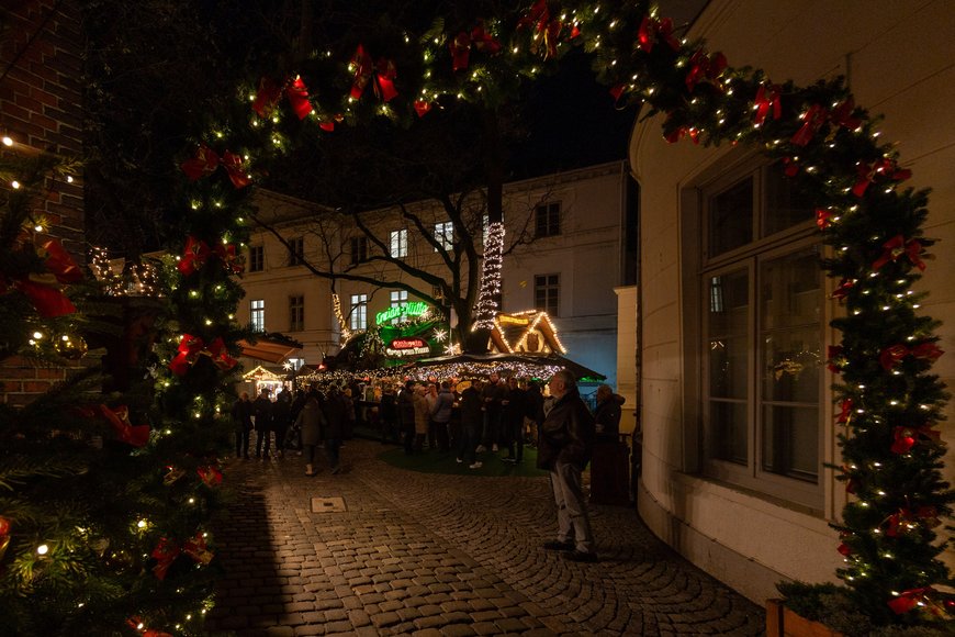 Blick in den Kirchgang beim Lamberti-Markt 2023. Foto Sascha Stüber