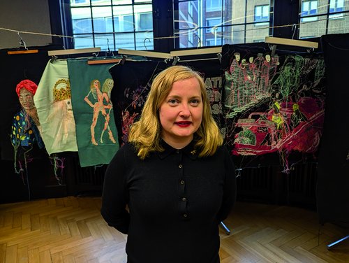 Andrea Zieglers Werke sind nicht mit dem Stift, sondern mit Garn und Nähmaschine gezeichnet. Foto: Andrea Ziegler Andrea Zieglers Werke sind nicht mit dem Stift, sondern mit Garn und Nähmaschine gezeichnet. Foto: Andrea Ziegler