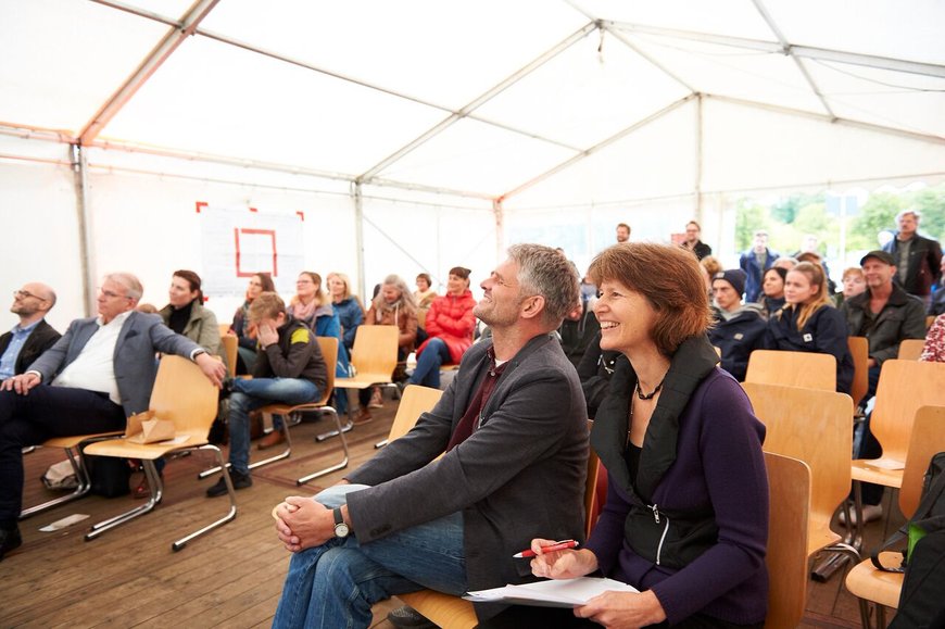 Robert Uhde und Ina Lehnert-Jenisch vom Organisationsteam. Foto: Foto- und Bilderwerk