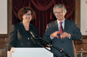 Erste Stadträtin Silke Meyn, damaliger Oberbürgermeister Prof. Dr. Gerd Schwandner. Foto: Peter Kreier.