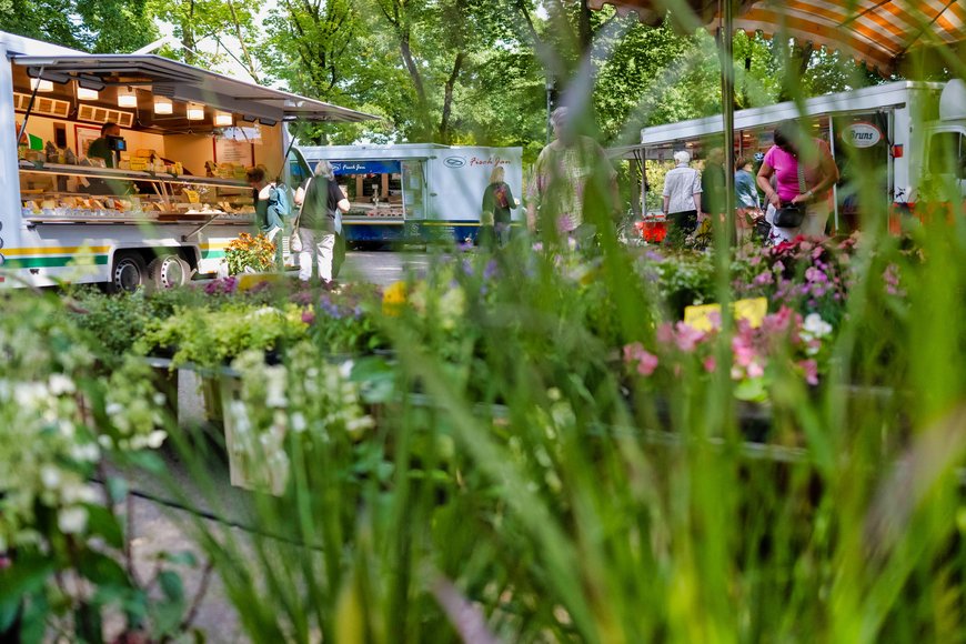 Blick über den Wochenmarkt in Bloherfelde. Foto: Sascha Stüber