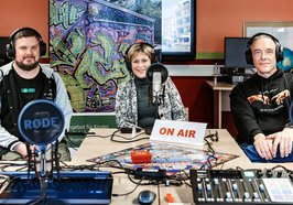 Christoph Deters, Bürgermeisterin Christine Wolff und Markus Schütte bei der Aufnahme des Podcasts. Foto: Izabela Mittwollen