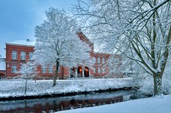 Winter am Alten Gymnasium in Oldenburg. Foto: Hans-Jürgen Zietz Winter am Alten Gymnasium in Oldenburg. Foto: Hans-Jürgen Zietz