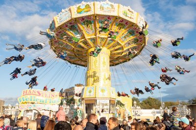 Der Wellenflug auf dem  Kramermarkt 2019. Foto: Sascha Stüber