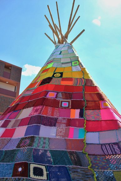 Tipi mit Smiley. Foto: Werner Ufferhardt.