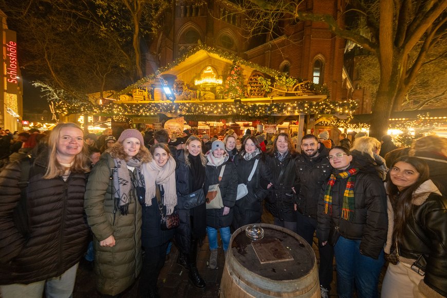 Besuchergruppe auf dem Lamberti-Markt 2024. Foto: Sascha Stüber