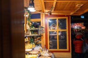 Stände an der Lamberti-Kirche auf dem Lamberti-Markt 2024. Foto: Sascha Stüber Stände an der Lamberti-Kirche auf dem Lamberti-Markt 2024. Foto: Sascha Stüber