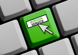 Tastatur mit grüner Taste und Aufschrift „Bürgerservice“. Foto: kebox/Fotolia