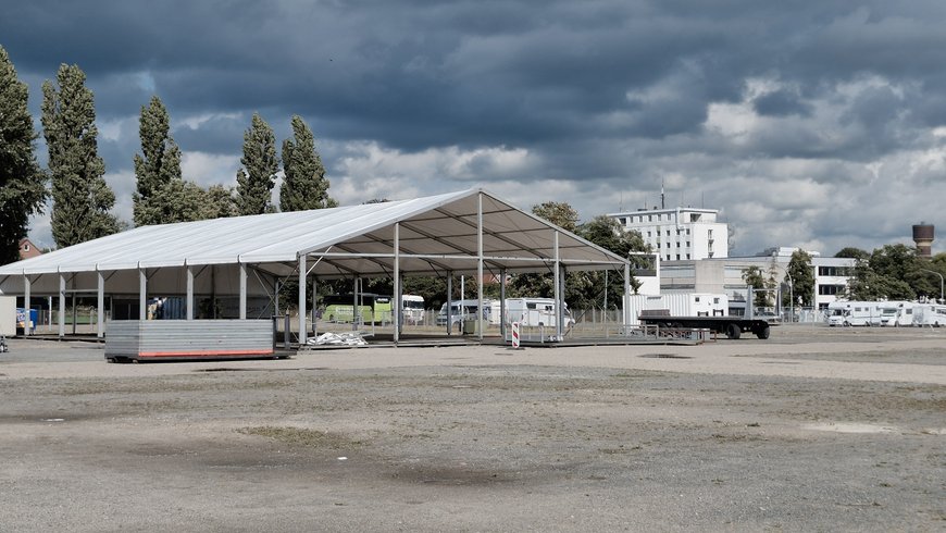 Der Aufbau vom OLs auf dem Kramermarkt 2025. Foto: Stadt Oldenburg